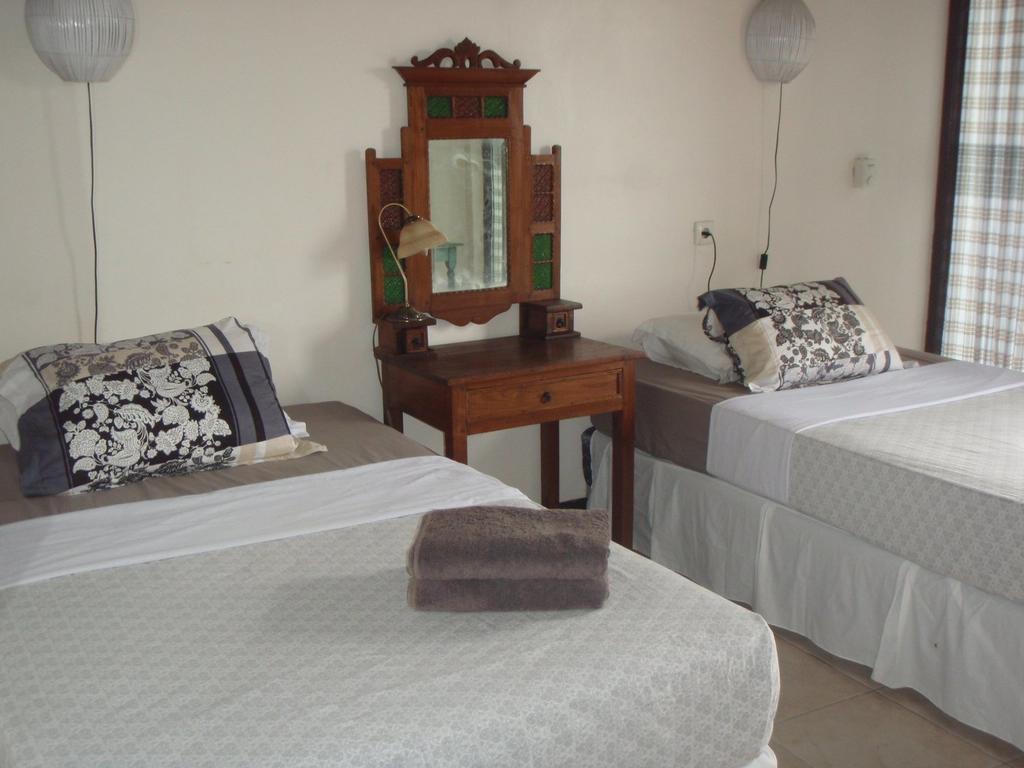 Berawa Beach Surfstay Canggu Exterior foto