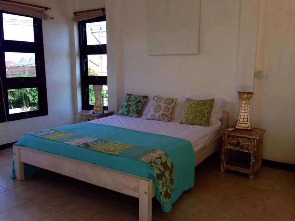 Berawa Beach Surfstay Canggu Exterior foto